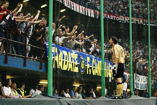 向整个媒体 向整个媒体